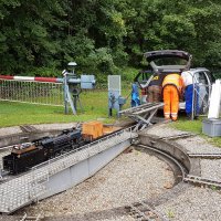 Lokomotiven werden in Glattfelden verladen