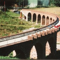 Viadukt im Bau